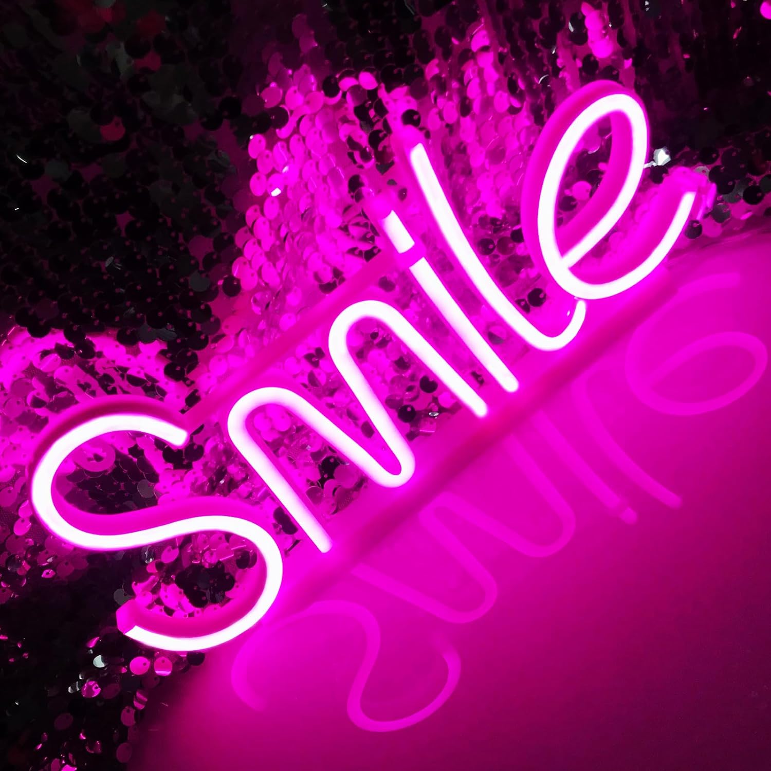 SMILE upplýst LED skiltaljós á veggteppi
